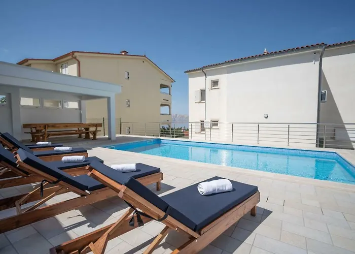 Apartment Josipa-2 *