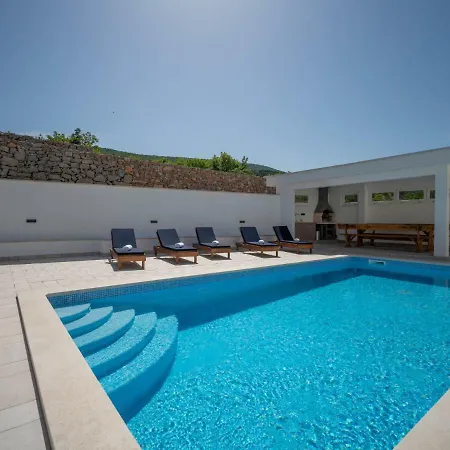 Josipa-2 * Klenovica